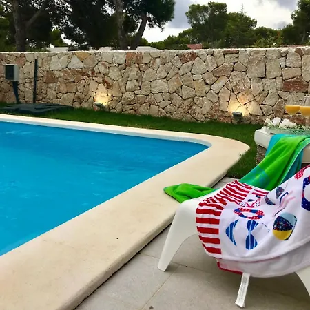 The White House Holiday home
